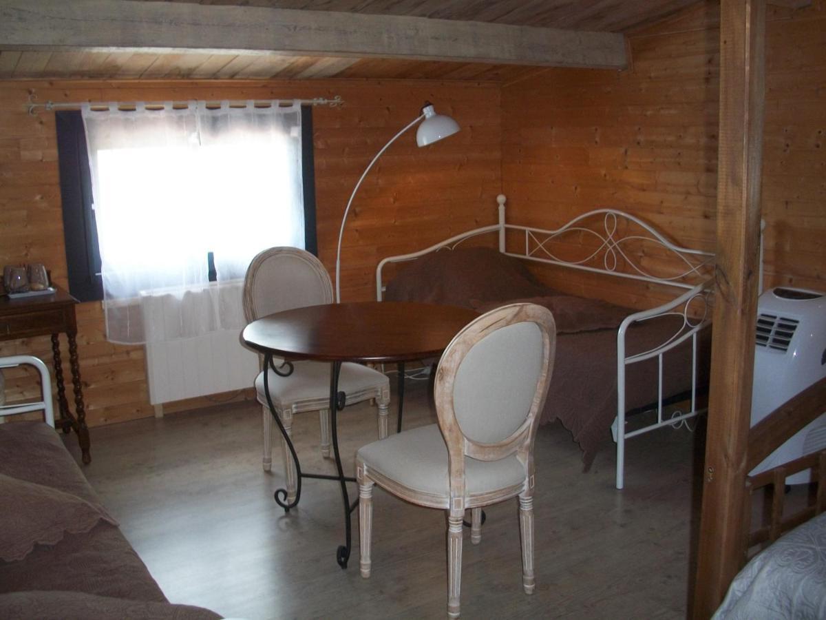 Le Pre Joli Hotel Beaugas ภายนอก รูปภาพ